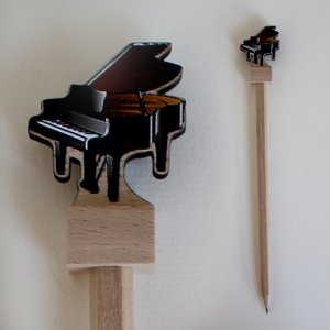 Klavír - tužka