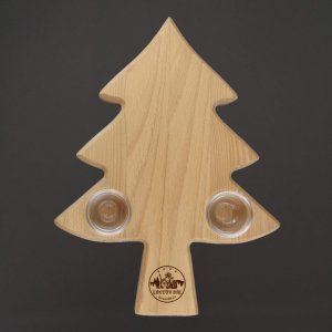 Lovcův dík - prkénko ve tvaru smrku s mističkami a gravírem loga