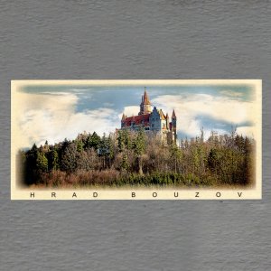 Bouzov - hrad -  pohled DL